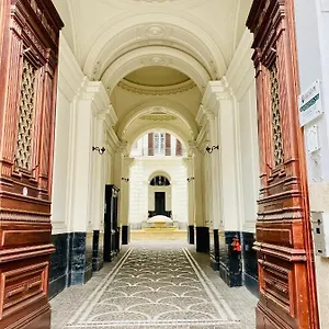 Piazza Luxury Nel Cuore Di Apartment Naples